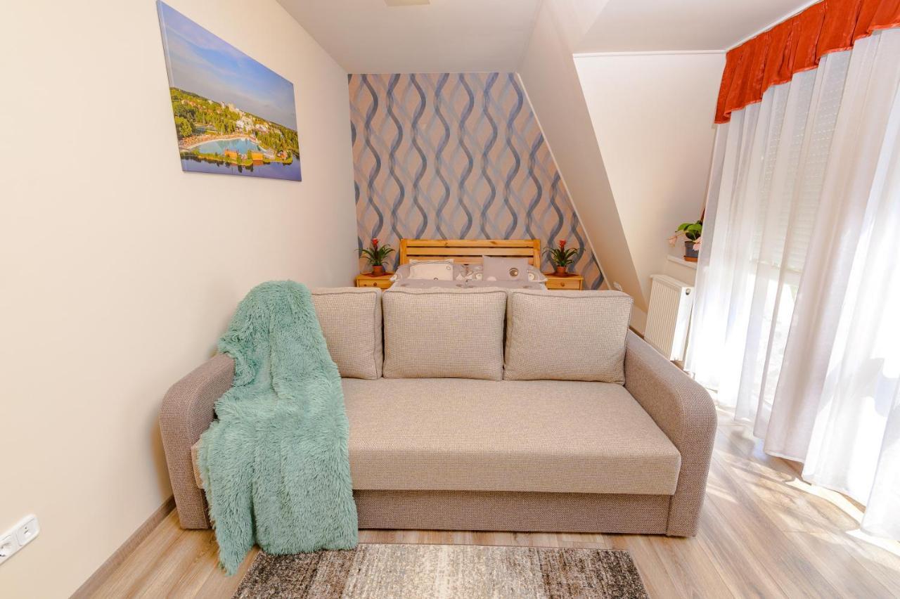 Illes Apartmanok Ii. Hajduszoboszlo Luaran gambar